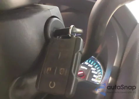 2017 Chevrolet Silverado 1500 2Lt из США, поврежденный, VIN 1GCVKREC3HZ196899